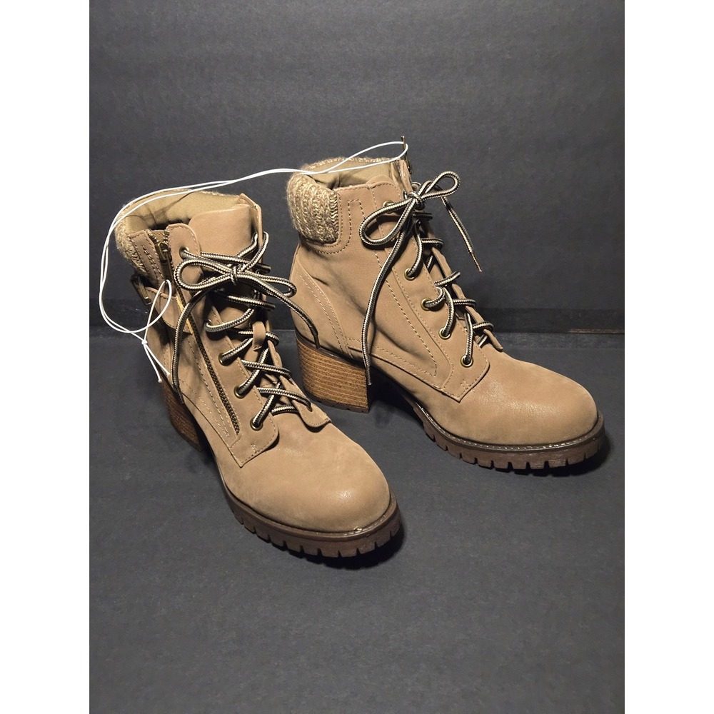 MIA Combat Boots Women Size 9 Tan NWT Knit Collar Lug Sole Block Heel Lace Up